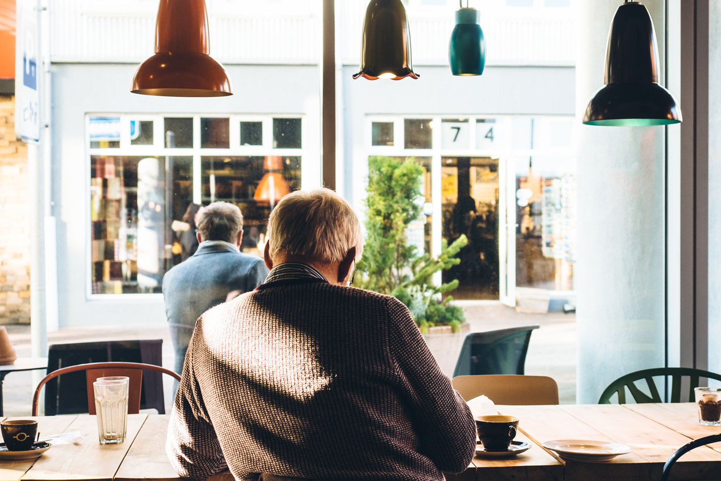 Email and Fundraising: What about the seniors? Old man sitting at coffee shop