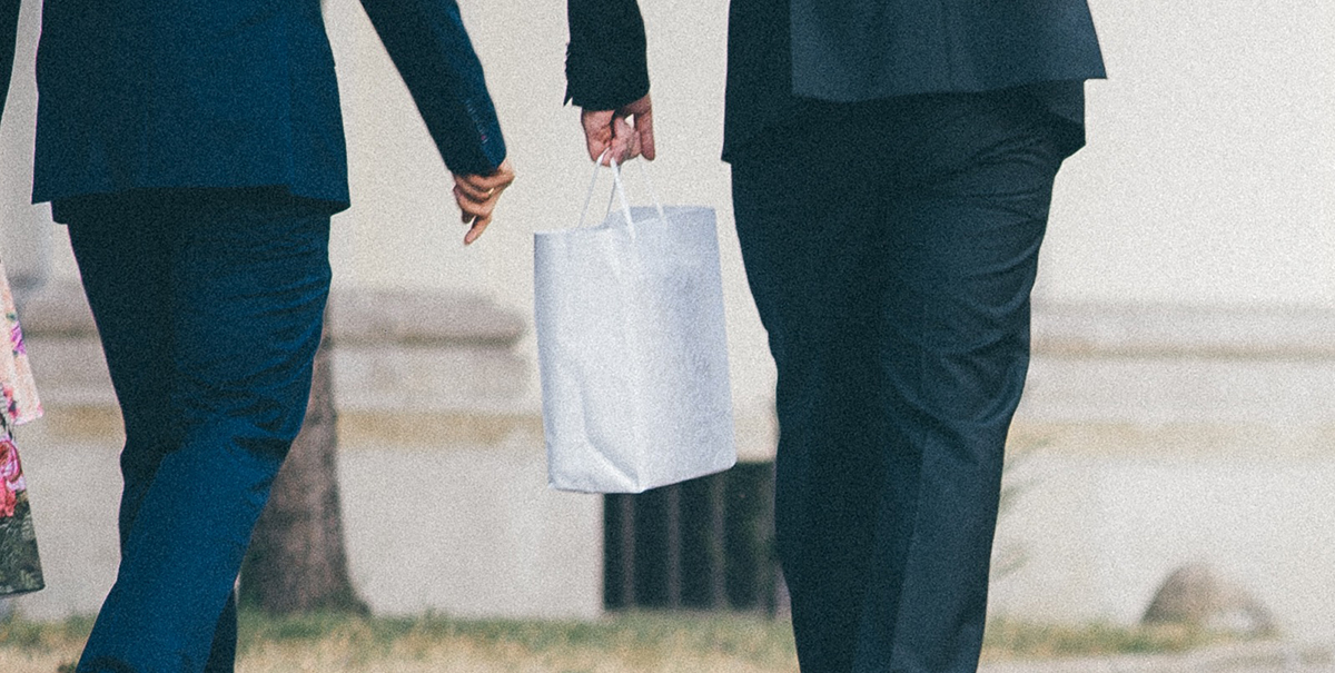 The growing value of e-commerce: digital shopping bags The growing value of e-commerce: digital shopping bags
